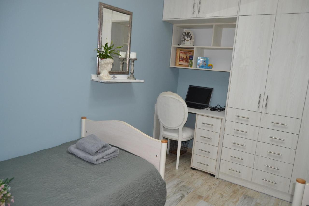 Vigla Comfort House Pombia Экстерьер фото